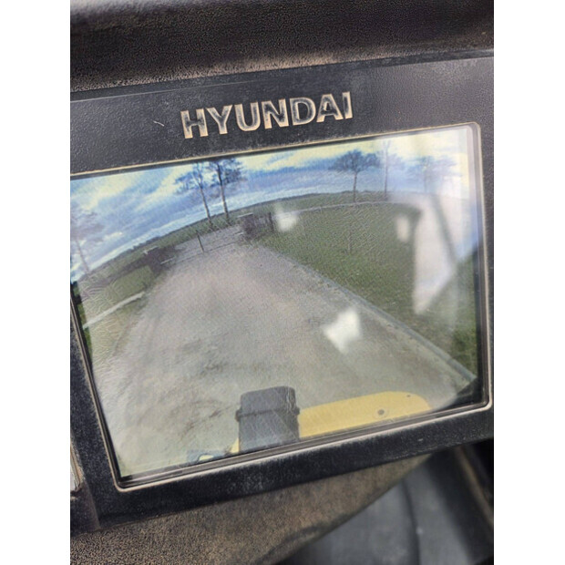 2019 Hyundai 25D-9-47788543