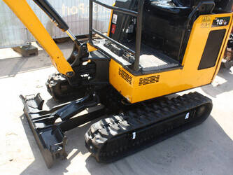 2023-jcb-16c-1-47788594