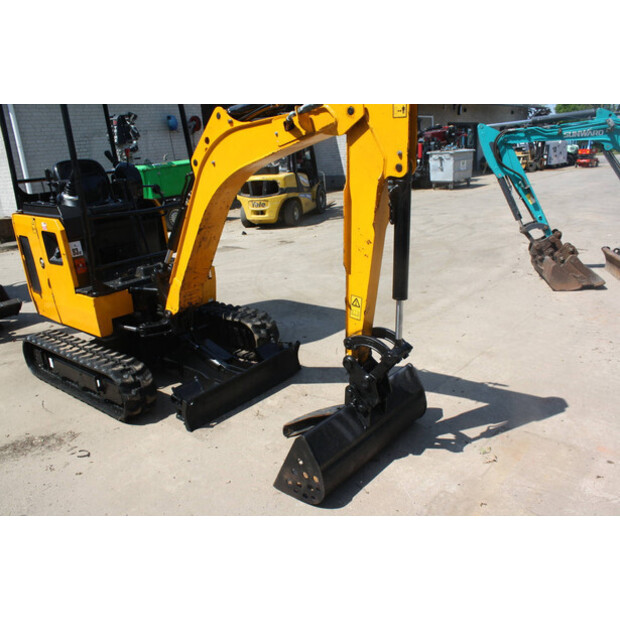 2023 JCB 16C-1-47788595