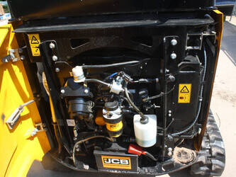 2023-jcb-16c-1-47788604