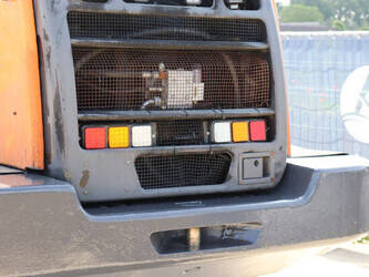2011-doosan-dl250-1462369-47788756