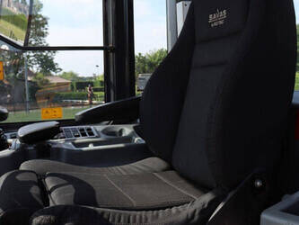 2011-doosan-dl250-1462369-47788760
