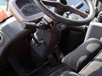 2011-doosan-dl250-1462369-47788761