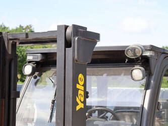 2011-yale-glp45svx5-47788877