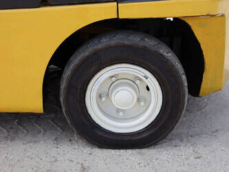 2011-yale-glp45svx5-47788880