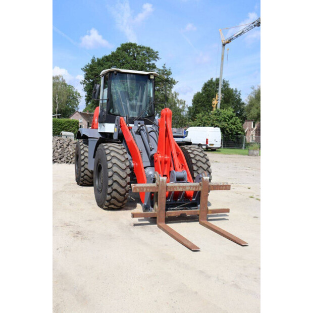2004 O & K L25.5-47788913