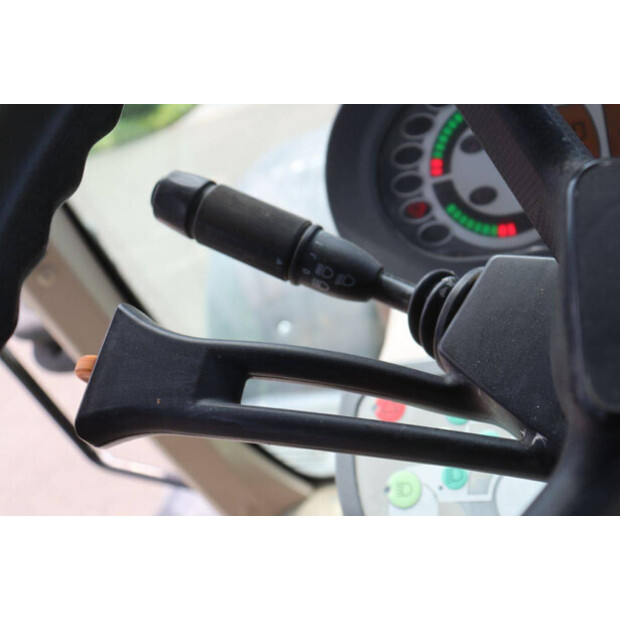 Fendt 927 Vario-47789110