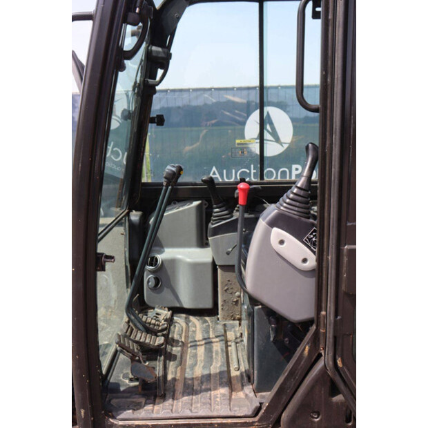 Hyundai R18-9AK-47789144