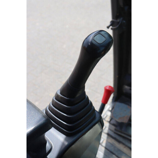 Hyundai R18-9AK-47789150