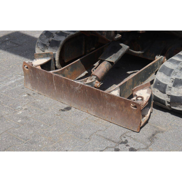 Hyundai R18-9AK-47789157