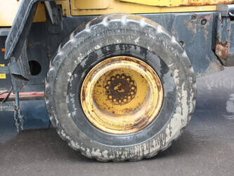 2004-komatsu-wa320-5h-47789359