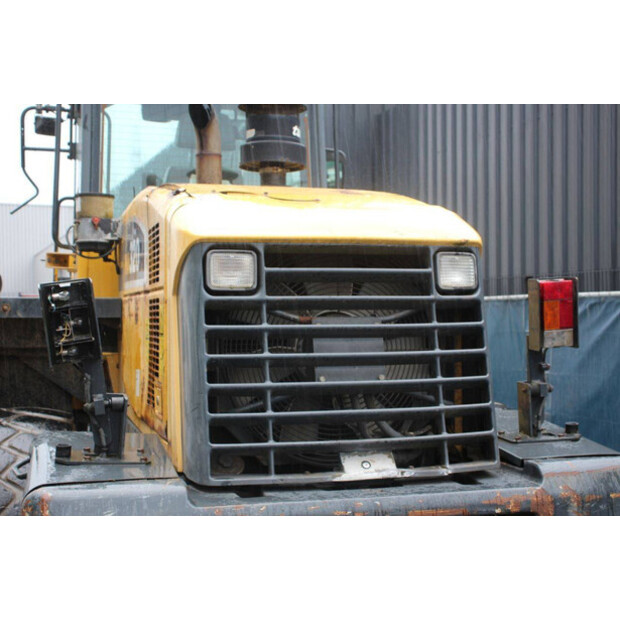 2004 Komatsu WA320-5H-47789363