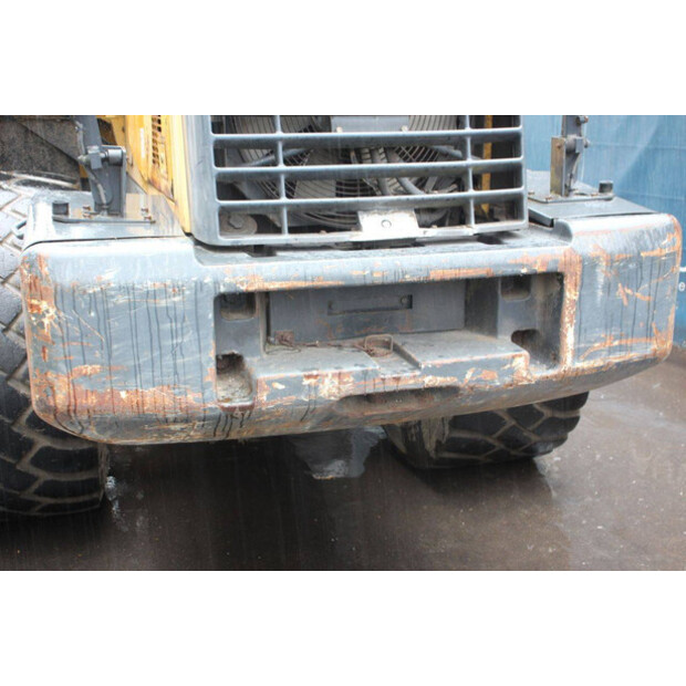 2004 Komatsu WA320-5H-47789365