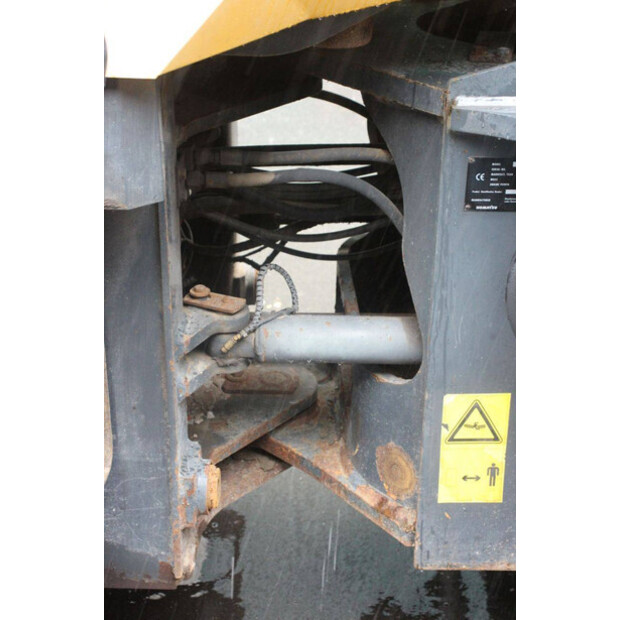 2004 Komatsu WA320-5H-47789367