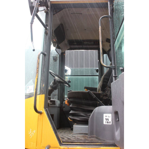 2004 Komatsu WA320-5H-47789368