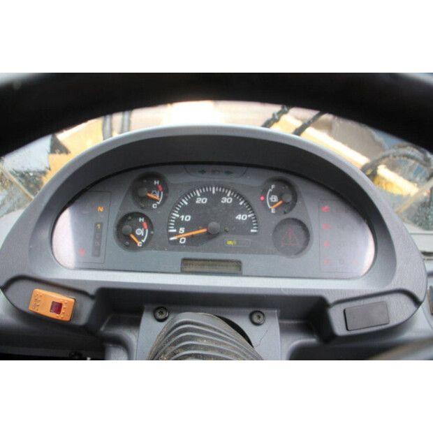 2004 Komatsu WA320-5H-47789372