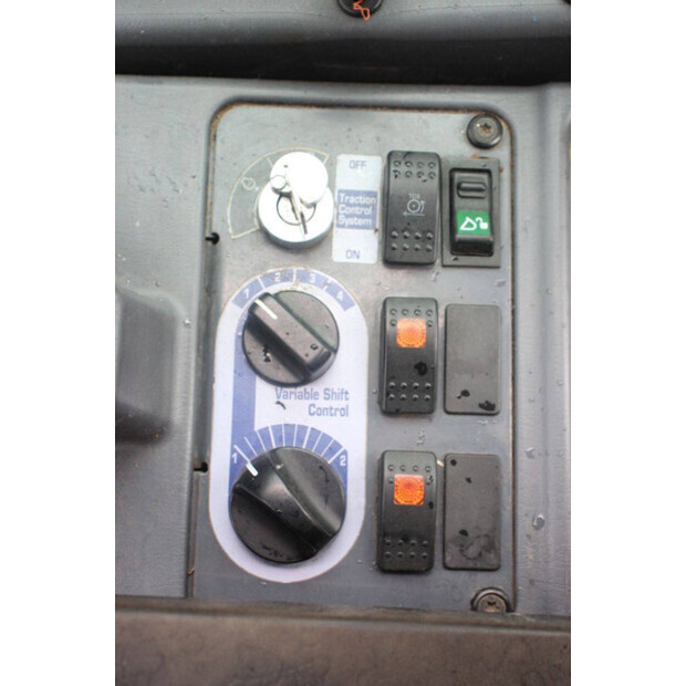 2004 Komatsu WA320-5H-47789375