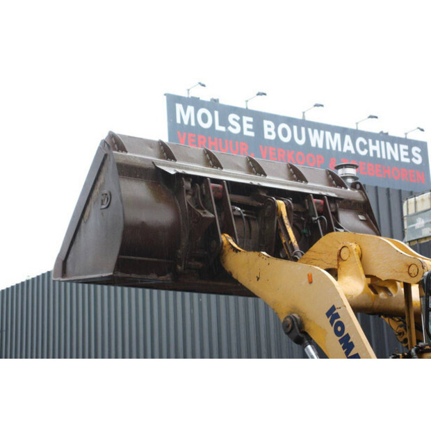 2004 Komatsu WA320-5H-47789382
