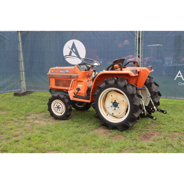KUBOTA B1-17 Bulltra-47789837