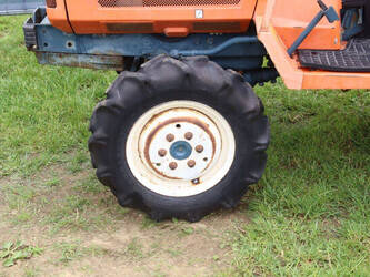 kubota-b1-17-bulltra-1462403-47789847