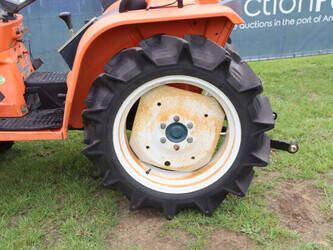 kubota-b1-17-bulltra-1462403-47789848