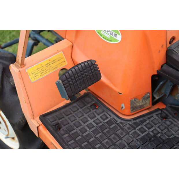 KUBOTA B1-17 Bulltra-47789862