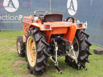 kubota-b1-17-bulltra-1462404-47789876