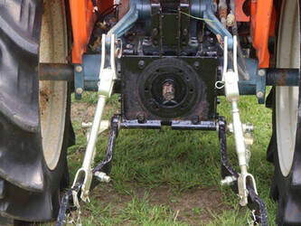 kubota-b1-17-bulltra-1462404-47789888