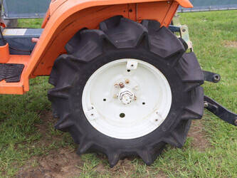 kubota-b1402-1462407-47789992