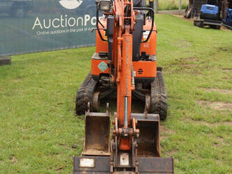 2015-hitachi-zx10u-2-47790187