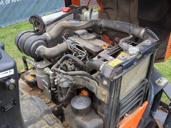 2015-hitachi-zx10u-2-47790210