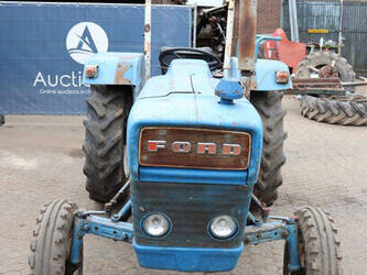 ford-2000-1462417-47790354