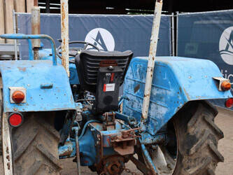 ford-2000-1462417-47790365