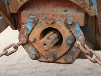 ford-2000-1462417-47790369