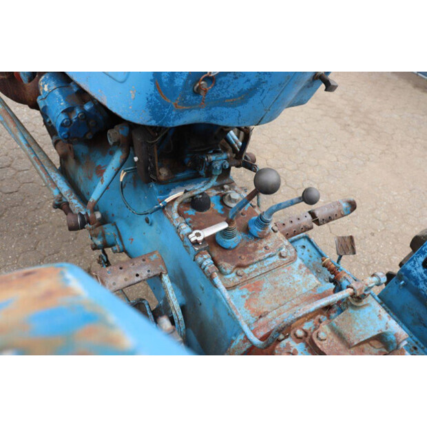 Ford 2000-47790378