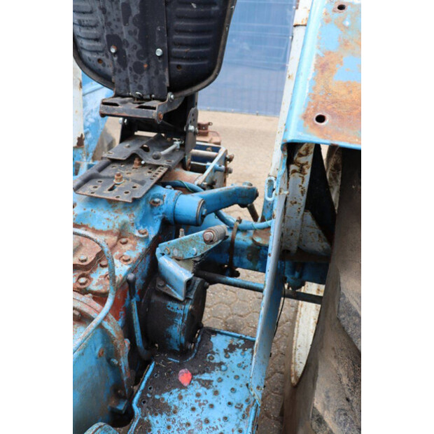 Ford 2000-47790379