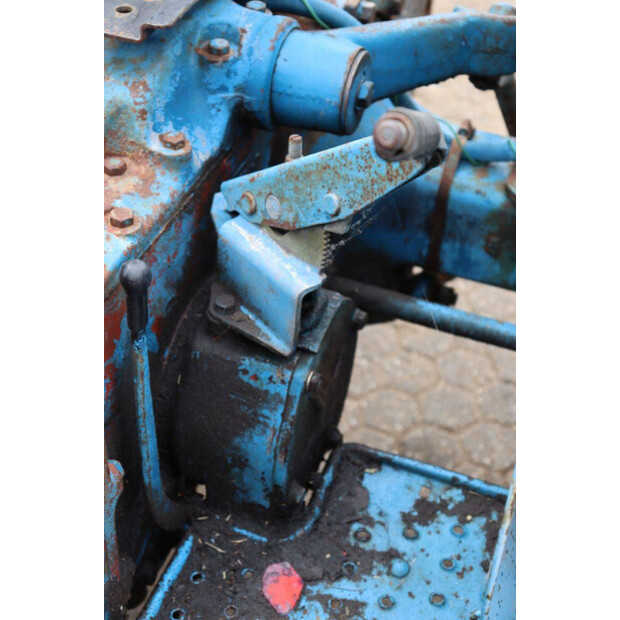 Ford 2000-47790380