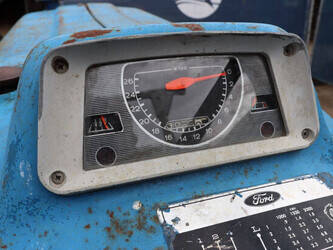 ford-2000-1462417-47790384