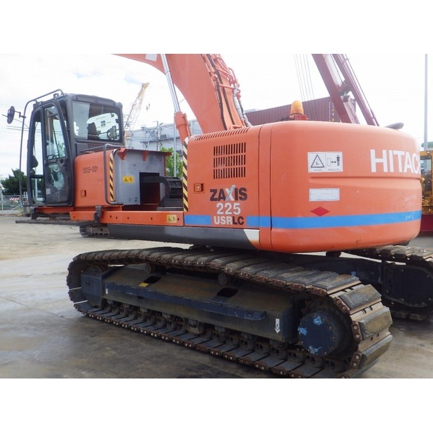 2013 هيتاشى ZX225USRLC-3-47791046