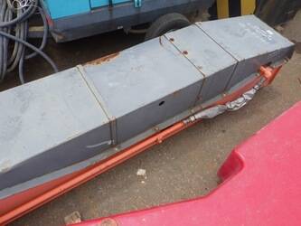 2013-hitachi-zx225usrlc-3-47791065
