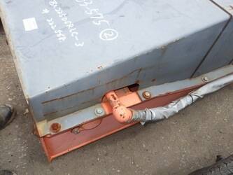 2013-hitachi-zx225usrlc-3-47791067