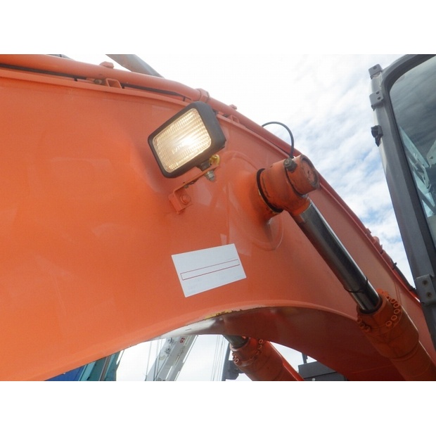 2013 هيتاشى ZX225USRLC-3-47791080