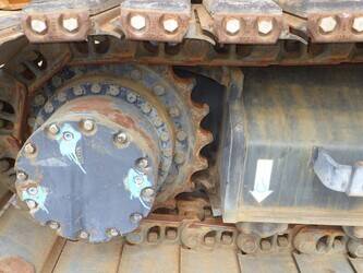 2013-hitachi-zx225usrlc-3-47791095