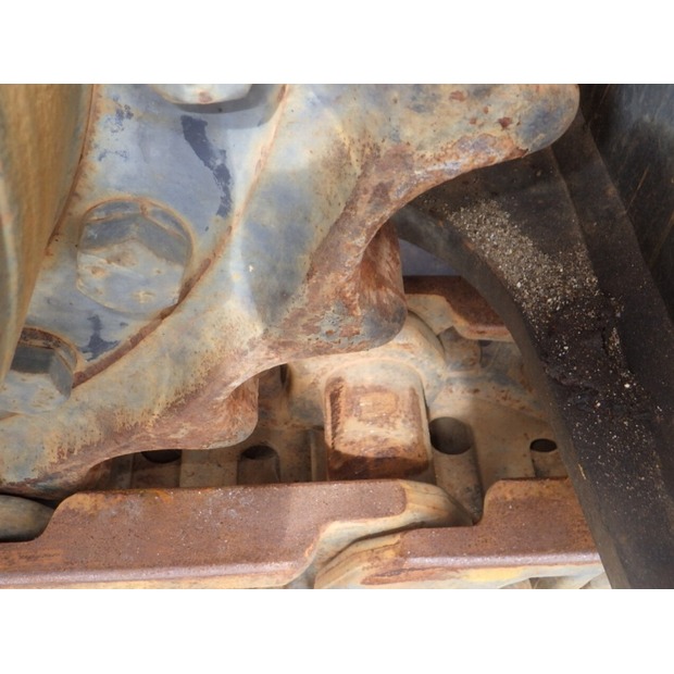 2013 هيتاشى ZX225USRLC-3-47791096