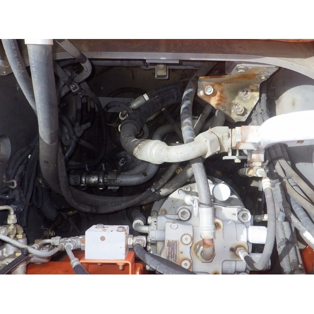 2013 هيتاشى ZX225USRLC-3-47791103