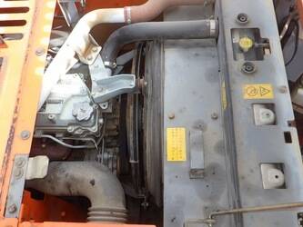 2013-hitachi-zx225usrlc-3-47791104
