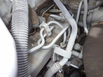 2013-hitachi-zx225usrlc-3-47791108