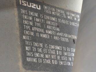 2013-hitachi-zx225usrlc-3-47791112