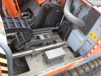 2013-hitachi-zx225usrlc-3-47791126