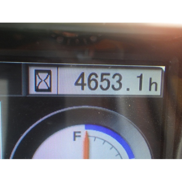 2013 هيتاشى ZX225USRLC-3-47791127